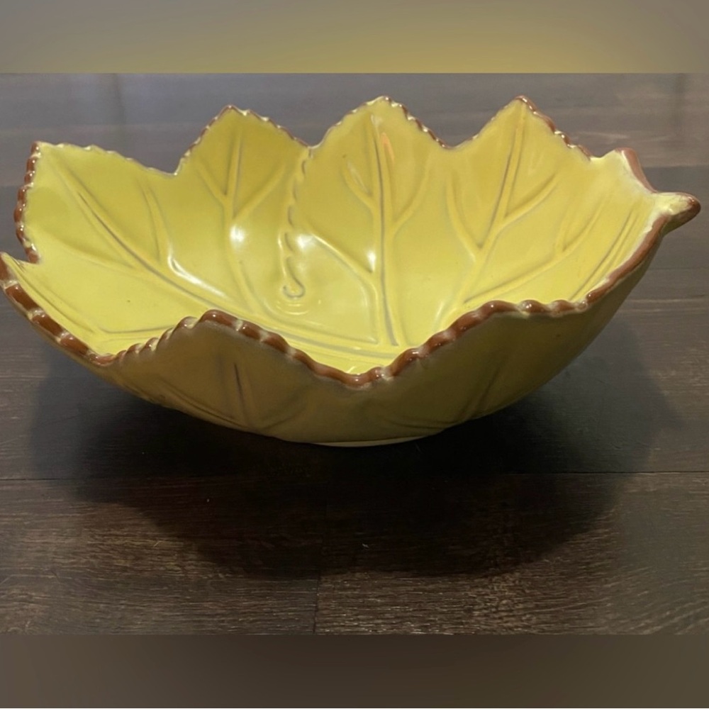 🍂 Large Ceramic Leaf Bowl Style Eyes by Baum Bros Naturals Collection - Picture 11 of 13